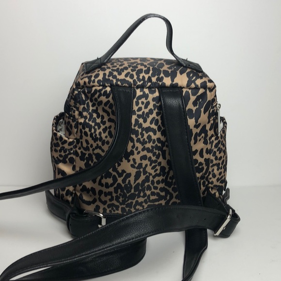 NEW Reaction Kenneth Cole Leo Leopard Backpack - Picture 4 of 7